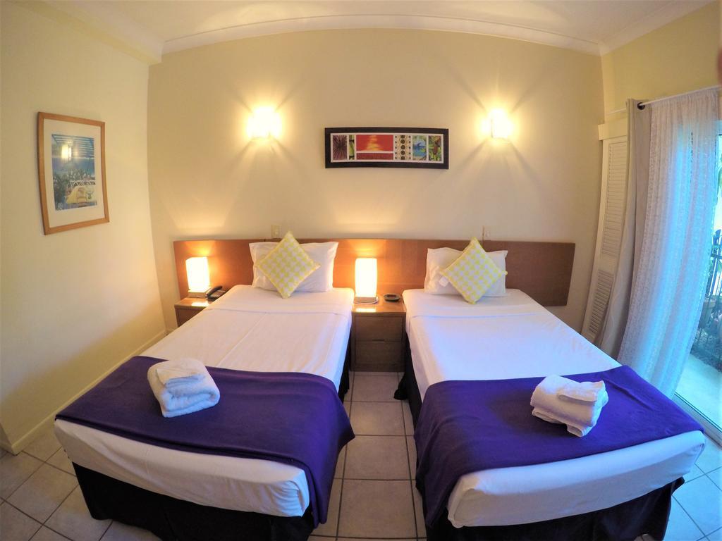 Crystal Garden Resort & Restaurant Cairns Dış mekan fotoğraf