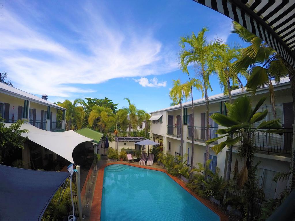 Crystal Garden Resort & Restaurant Cairns Dış mekan fotoğraf