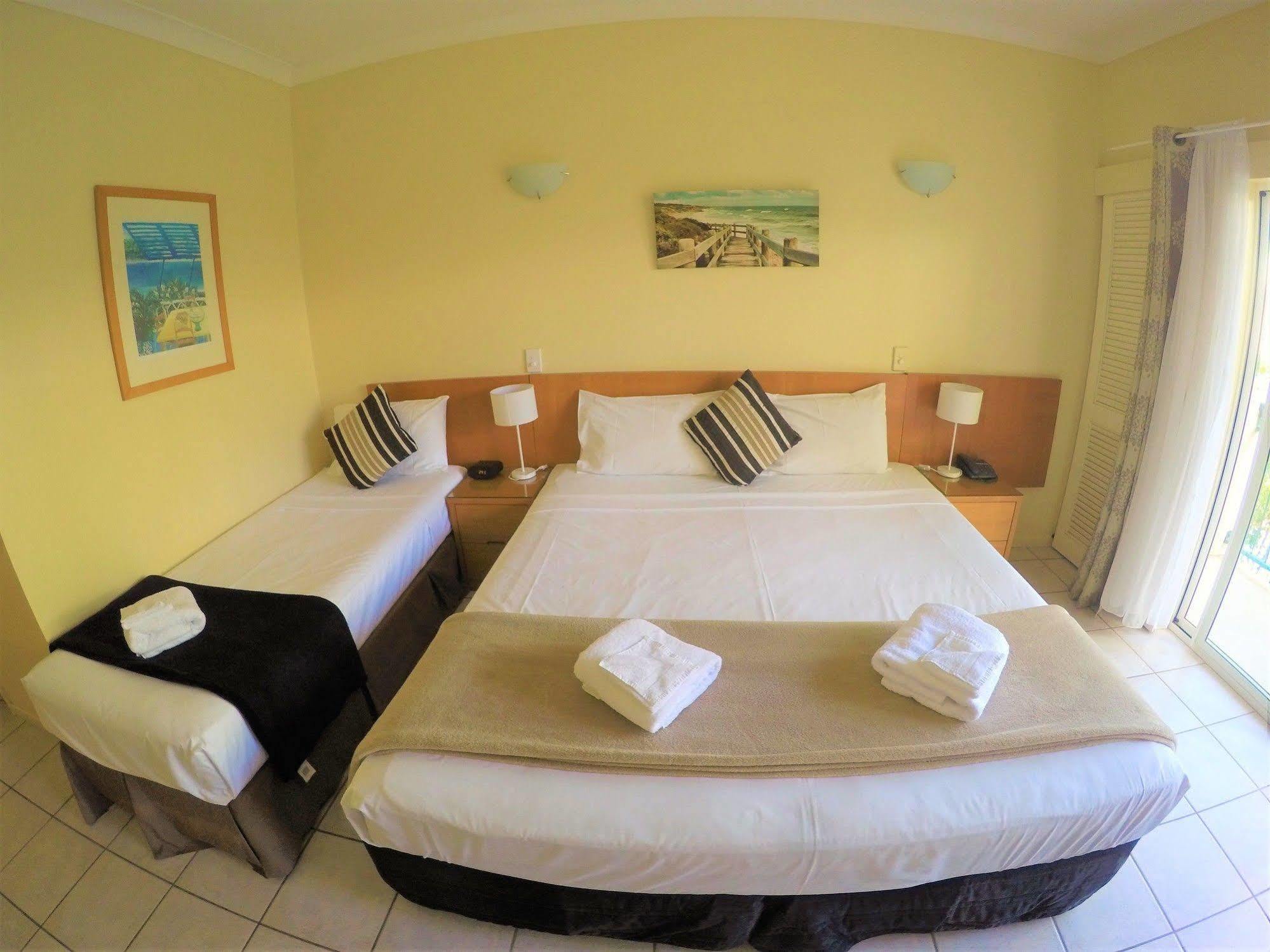 Crystal Garden Resort & Restaurant Cairns Dış mekan fotoğraf